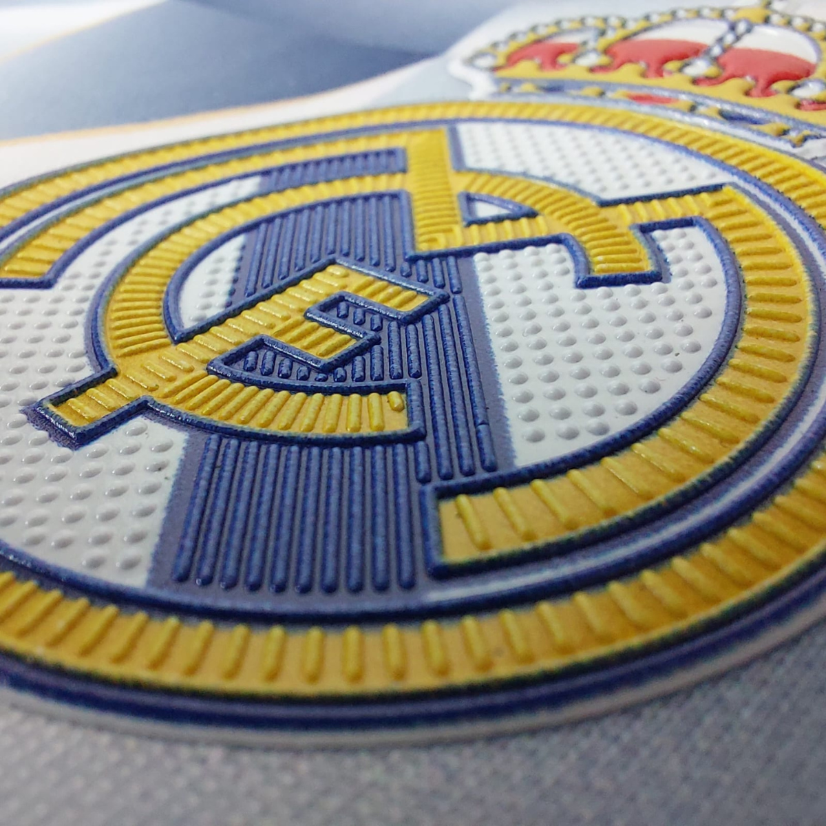 Sudadera Con Gorro Sin Cierre Club Real Madrid Tridimensional Blanco