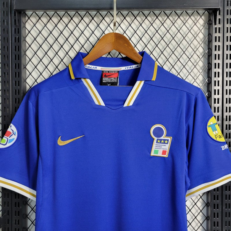 Italia Local Euro 1996 Retro