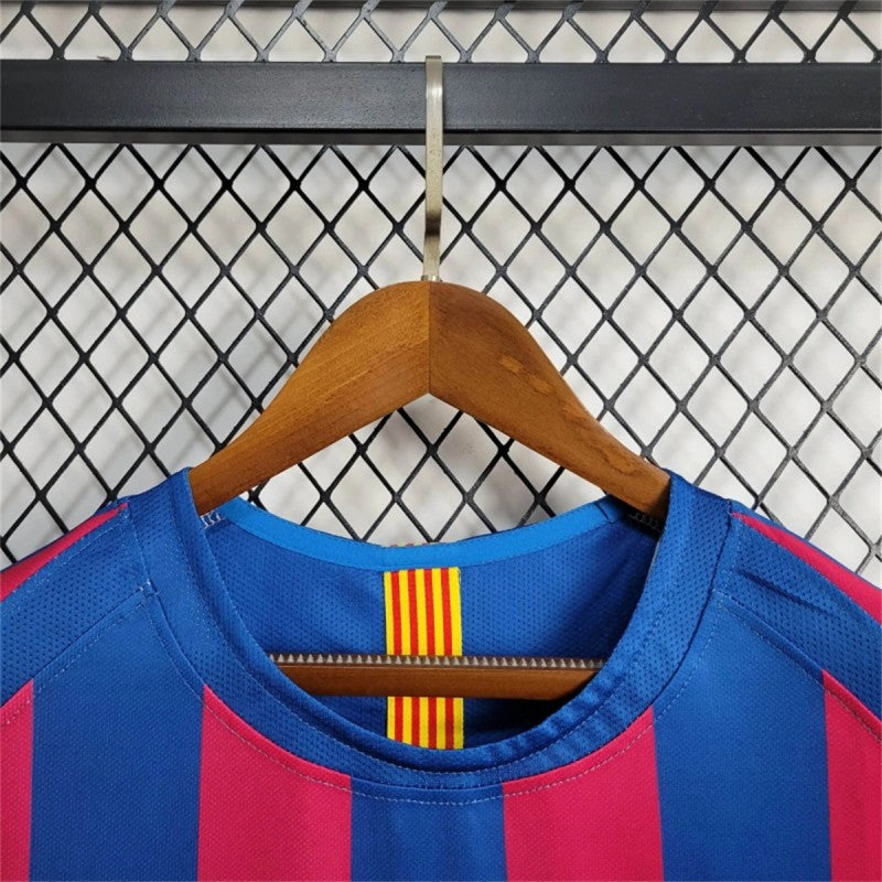 Barcelona Local RONALDINHO - 05/06