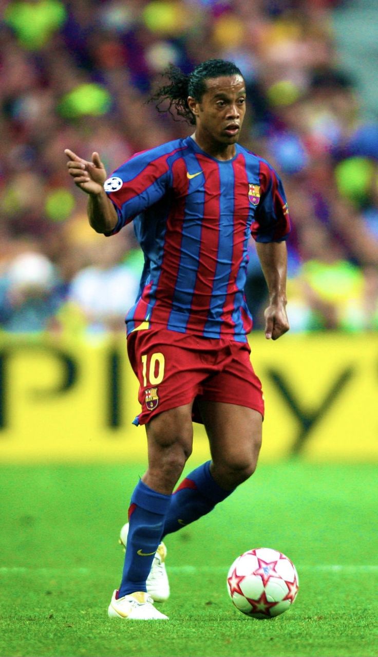 Barcelona Local RONALDINHO - 05/06