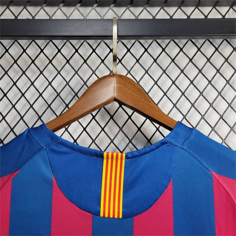 Barcelona Local RONALDINHO - 05/06