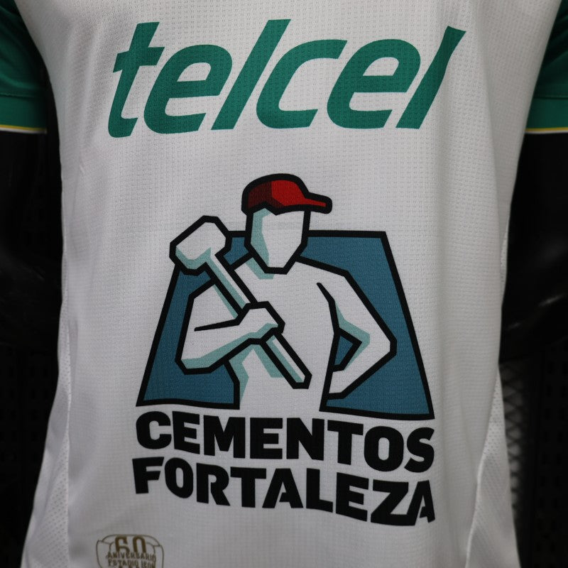 León Visitante 26/27